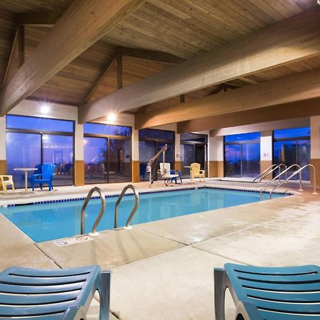 Days Inn By Wyndham Johnson Creek Bagian luar foto