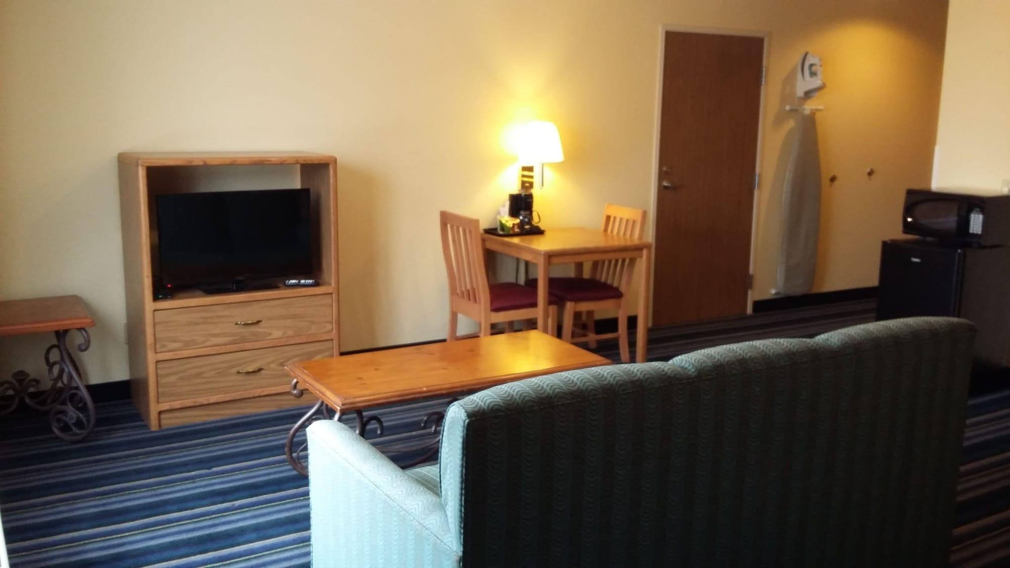 Days Inn By Wyndham Johnson Creek Bagian luar foto