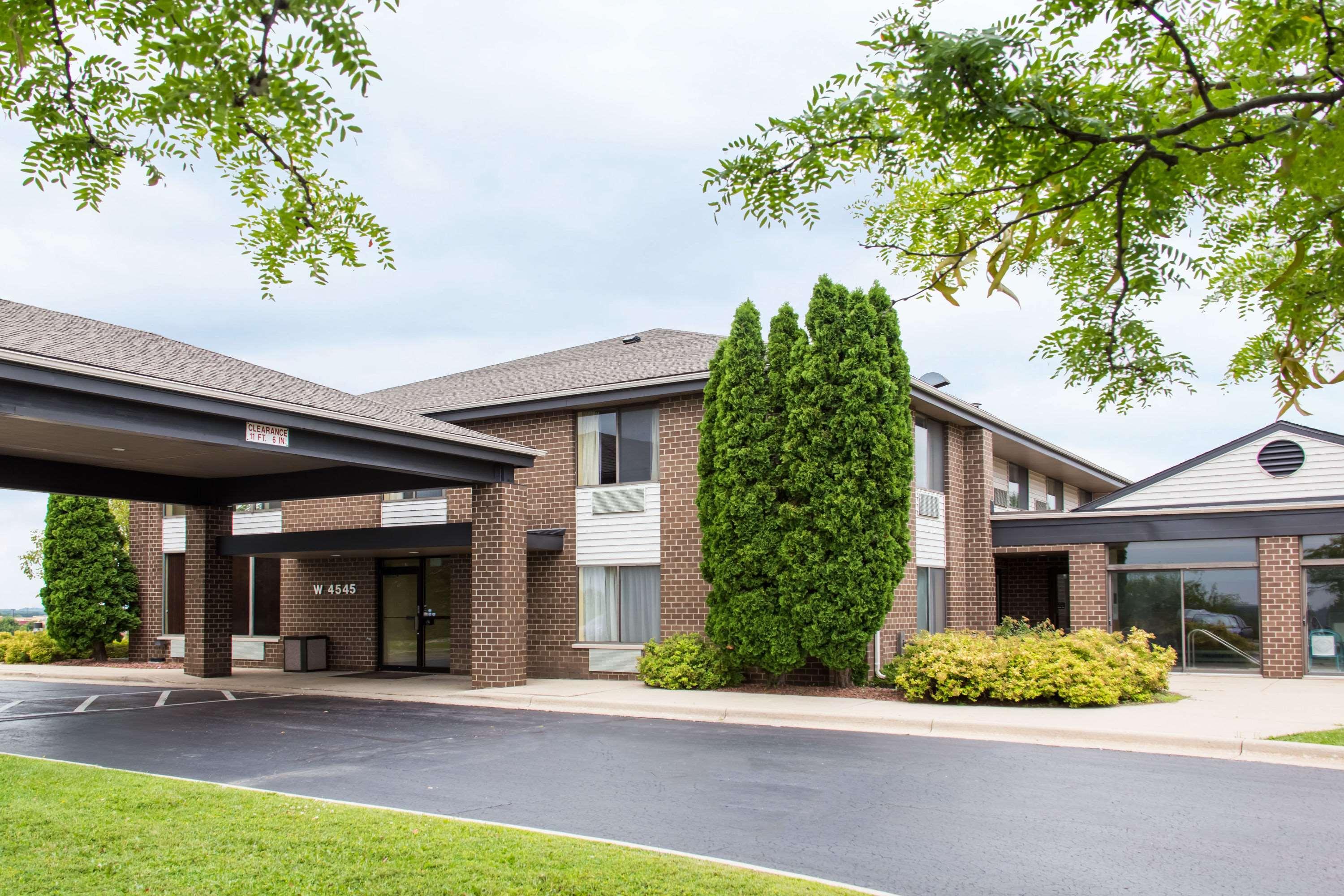 Days Inn By Wyndham Johnson Creek Bagian luar foto