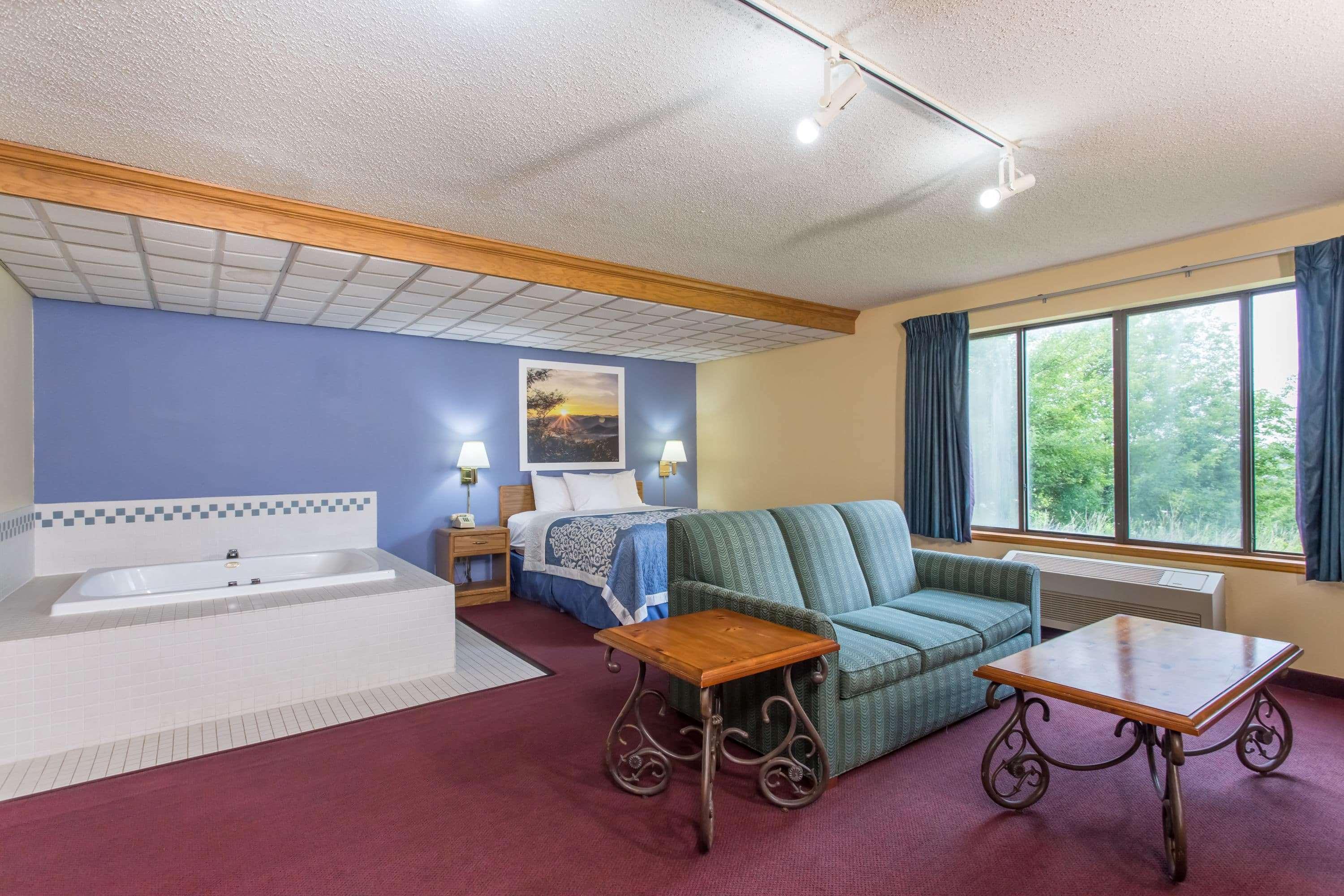 Days Inn By Wyndham Johnson Creek Bagian luar foto